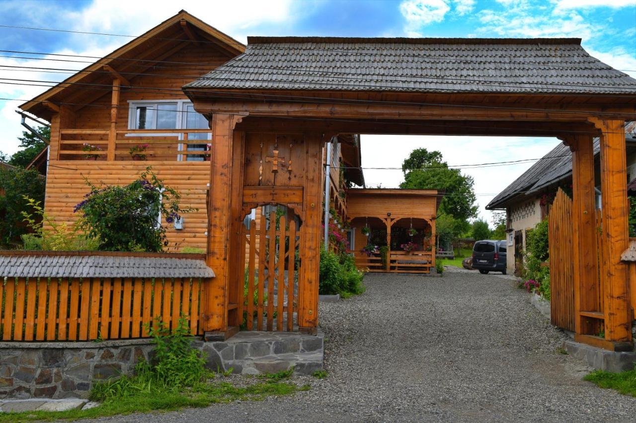 Отель Casa Vladicu Breb Экстерьер фото